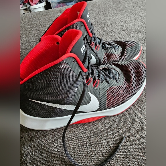 Nike Shoes Mens Nike Basketball Shoes Size 5 Poshmark